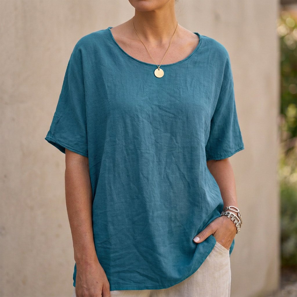 Women's Relaxed Fit Scoop Neck T-Shirt Curved Hem