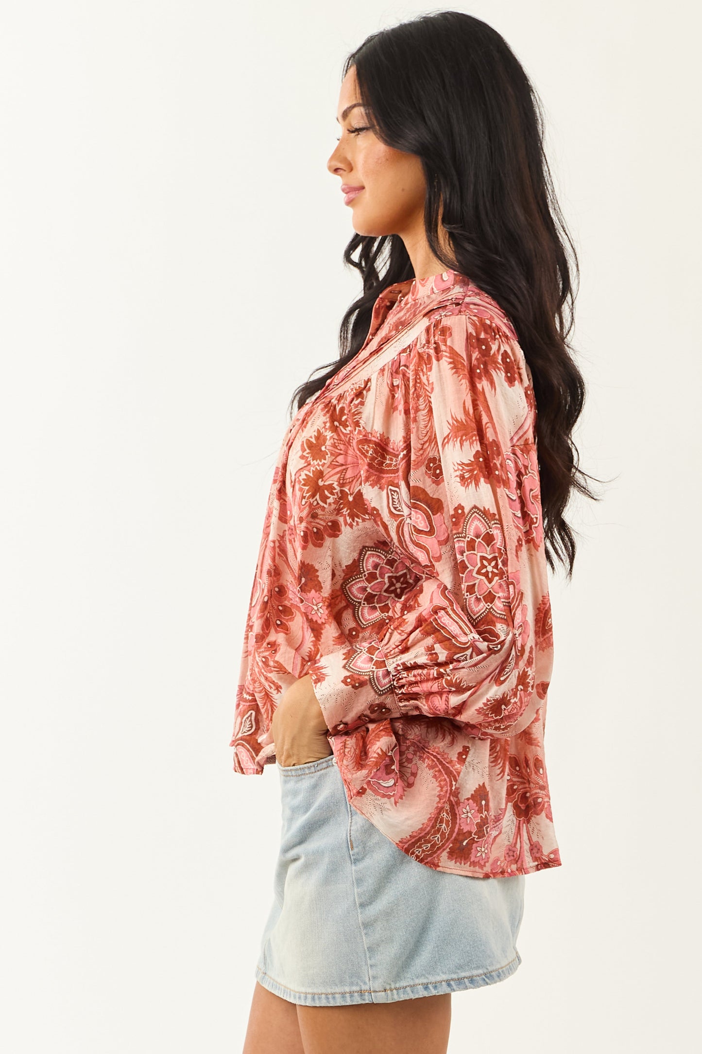 Women's Blush Floral Print Button-Down Pleated