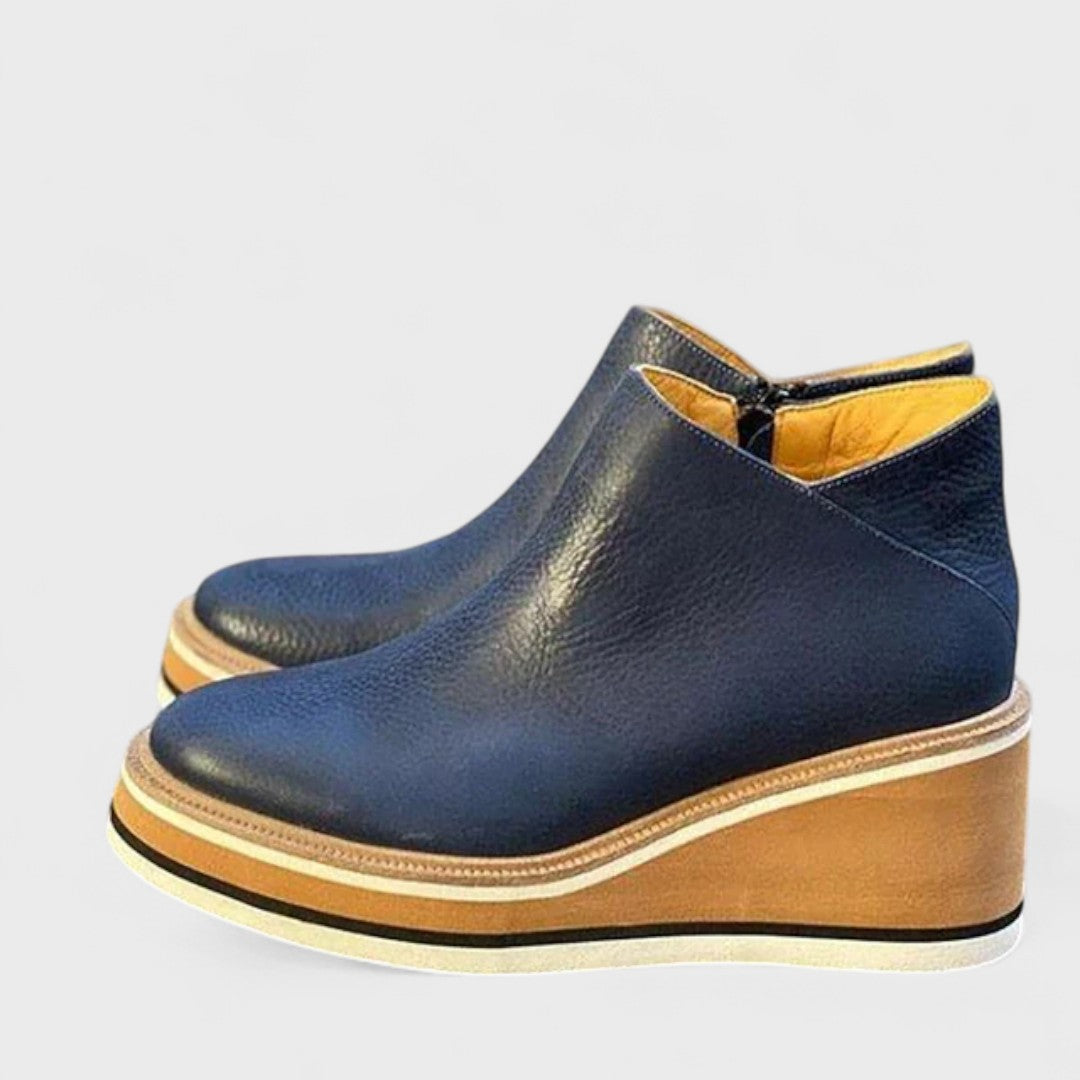 Women's Closed Toe Platform Boots