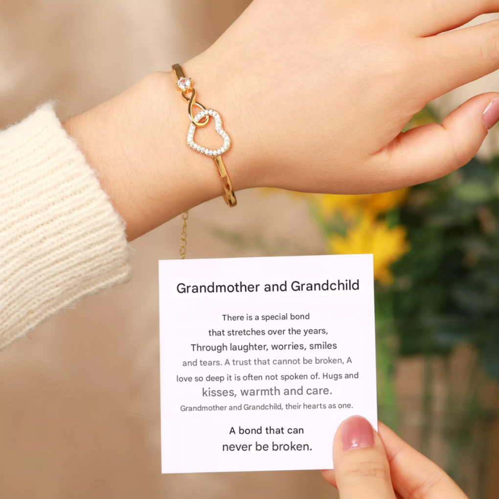 Women's Heart Shaped Infinity Bracelet - Fashinoza