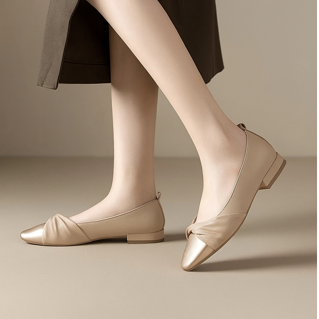 Women's Low Heel Leather Pumps - Fashinoza