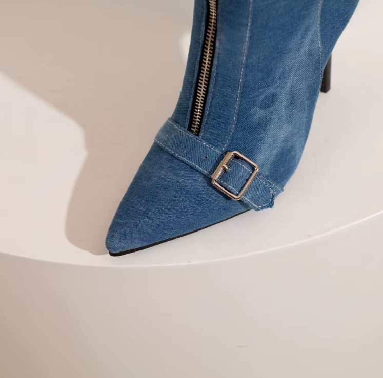 Women's Pointed Toe Boots Front Zip Closure