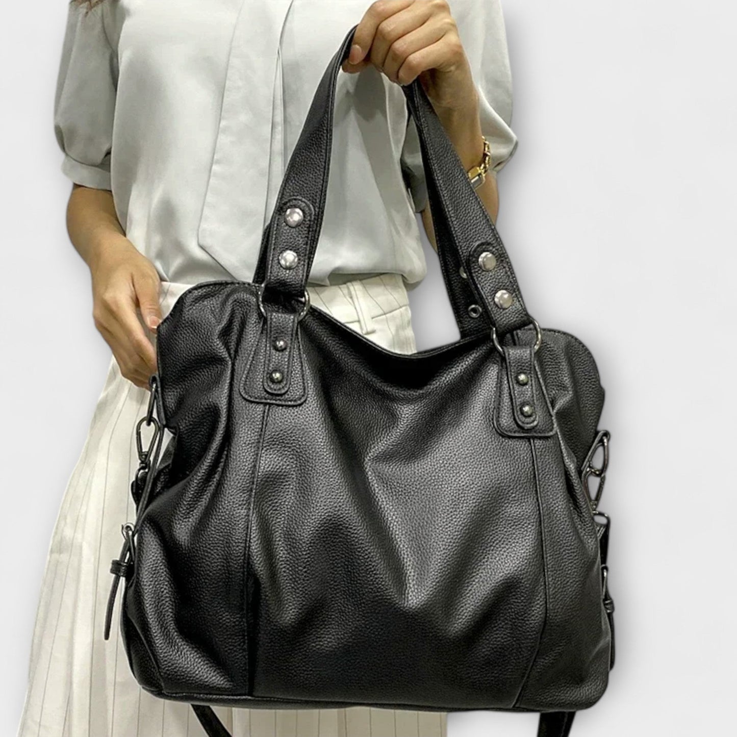 Women's Shoulder Bag Sleek Design
