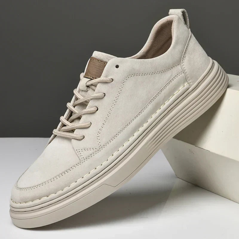 Men's Lace-Up Sneakers Contrast Sole Leather Comfortable