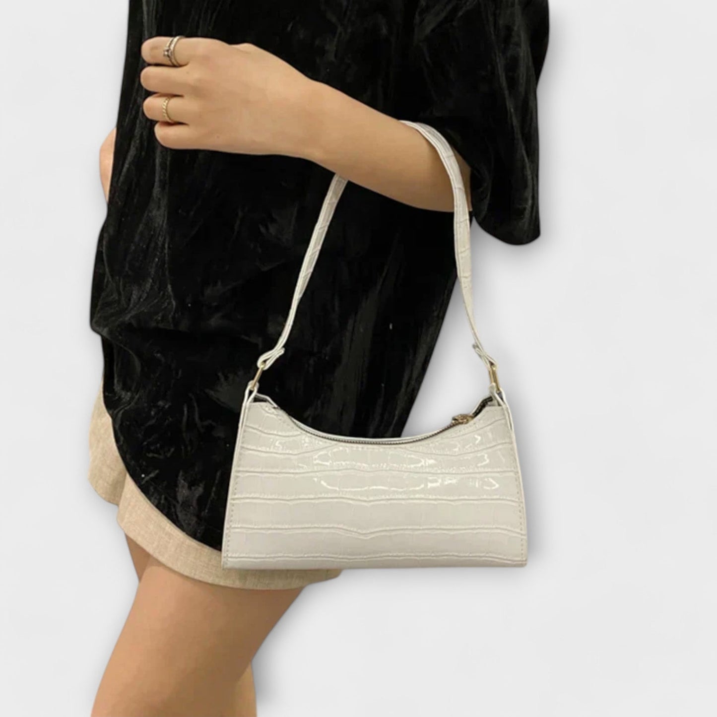 Women's Iconic Shoulder Bag