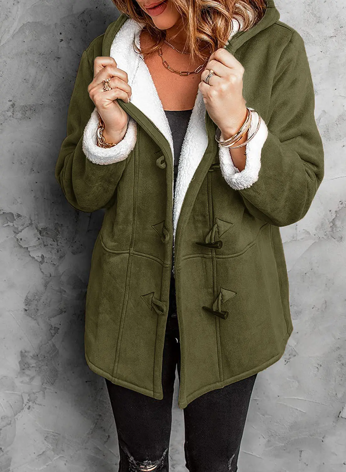 Hooded Toggle Winter Coat for Women – Cozy & Stylish Outerwear-Caliboot