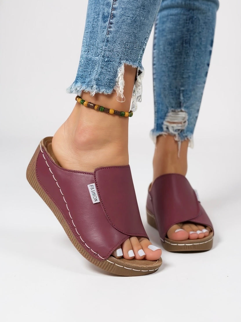 Women's Cushioned Platform Slides