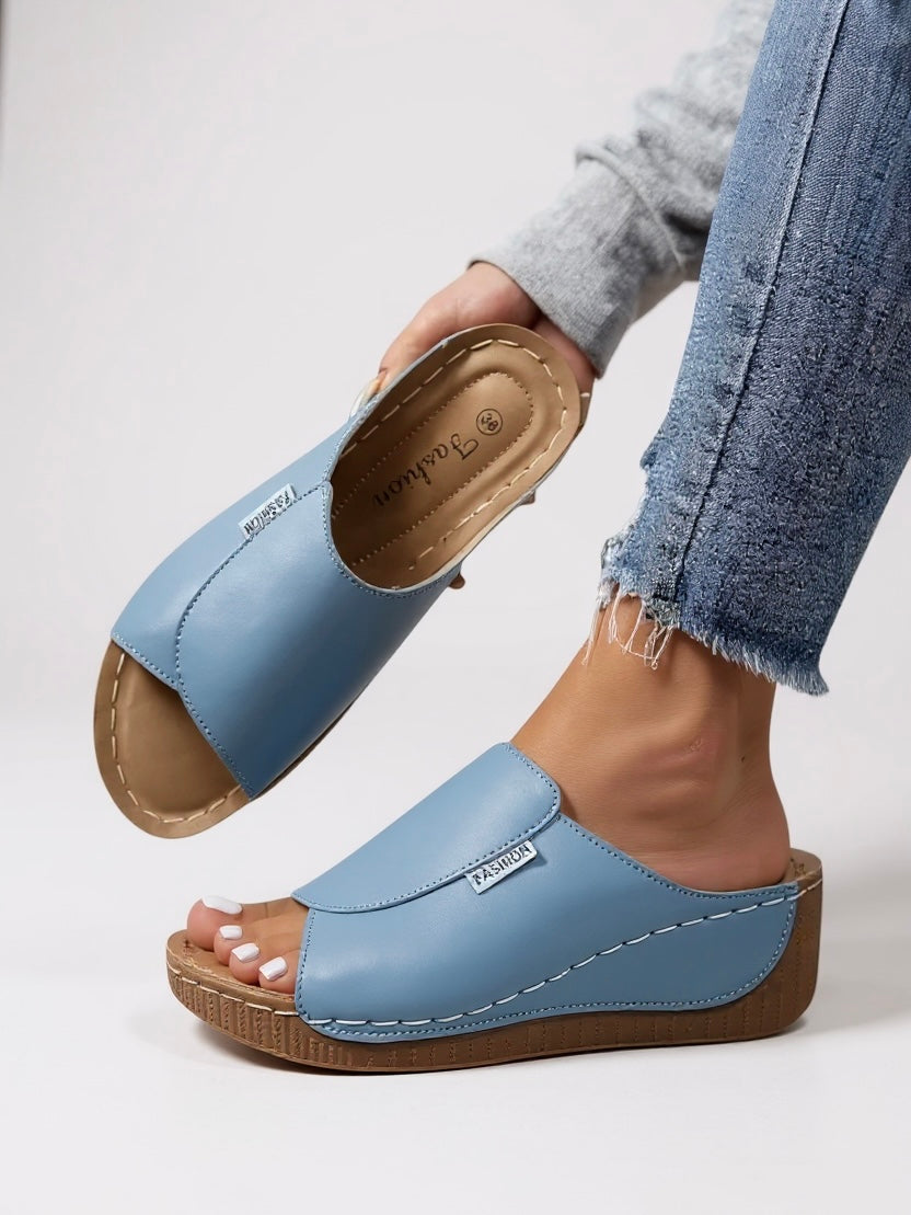 Women's Cushioned Platform Slides