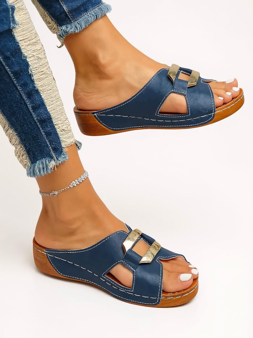 Women's Cushioned Slides Adjustable Buckle