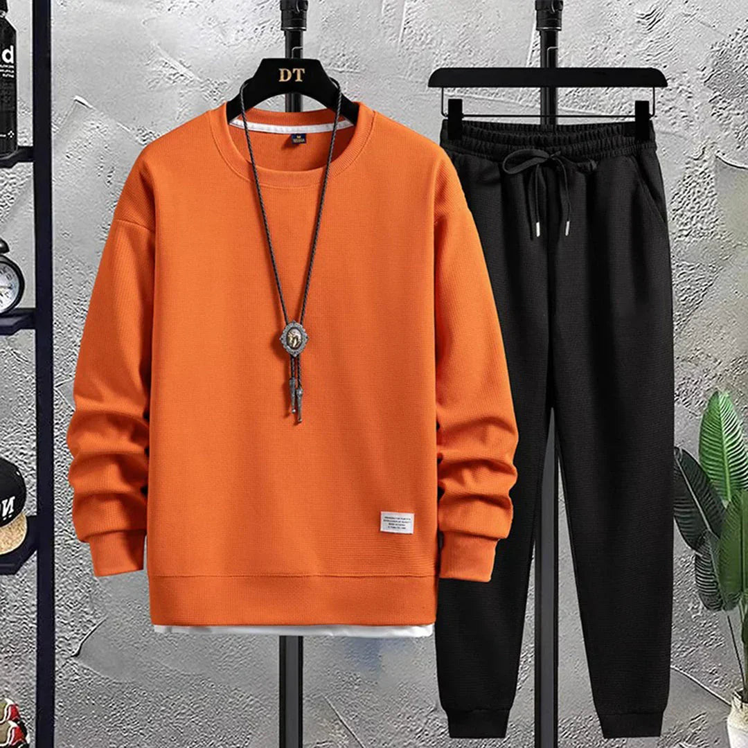 Men's Relaxed Fit Tracksuit