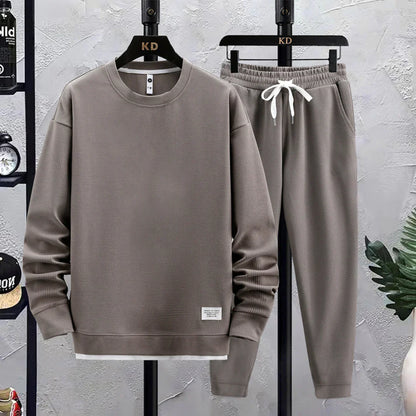 Men's Relaxed Fit Tracksuit