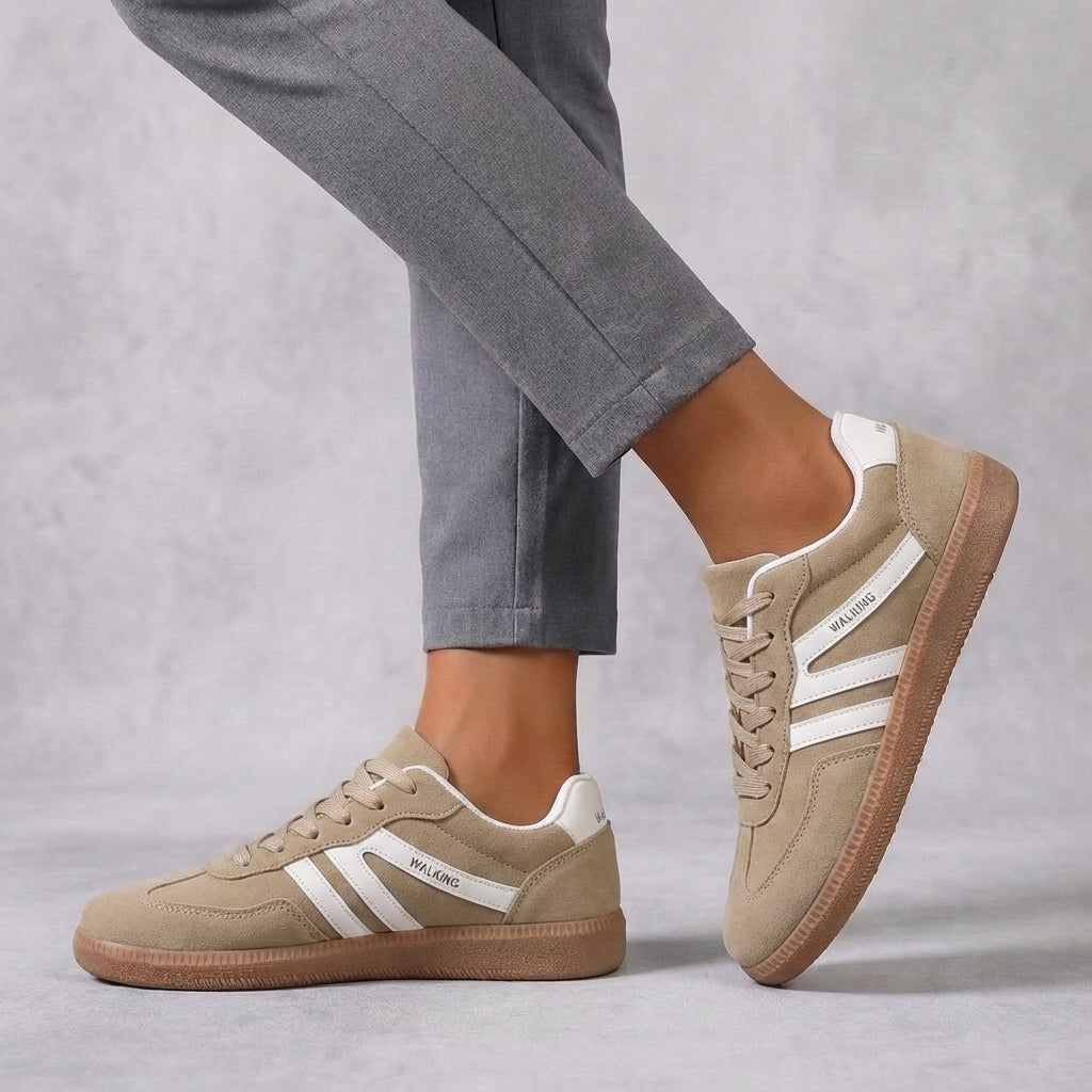 Low- Lace-Up Sneakers Signature Striped Detail