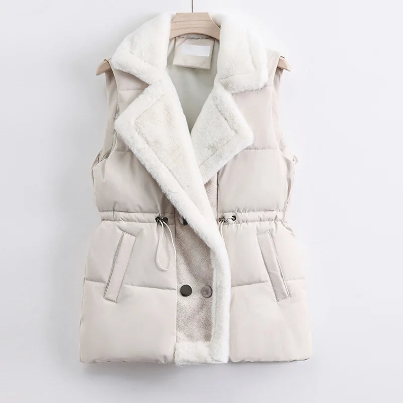 Anne Fur Vest