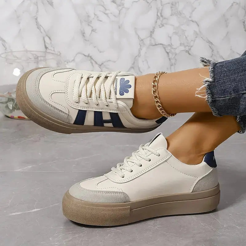 Lightweight Low-Top Sneakers for Women – Trendy & Comfortable