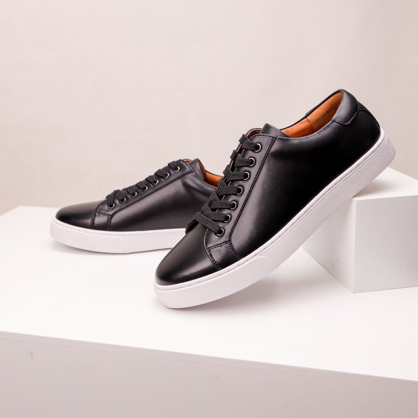Valor Genuine Leather Sneakers