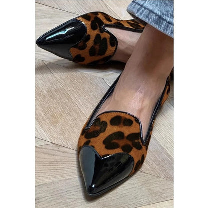 Women's Pointed Toe Animal Print Flats