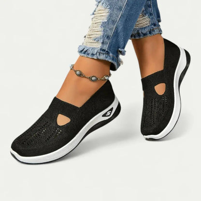 Women's Slip-On Shoes Breathable Comfortable Design - 
Fashinoza