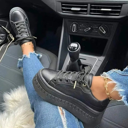 Plateau Sneakers for Women – Stylish Elevation & Everyday Comfort