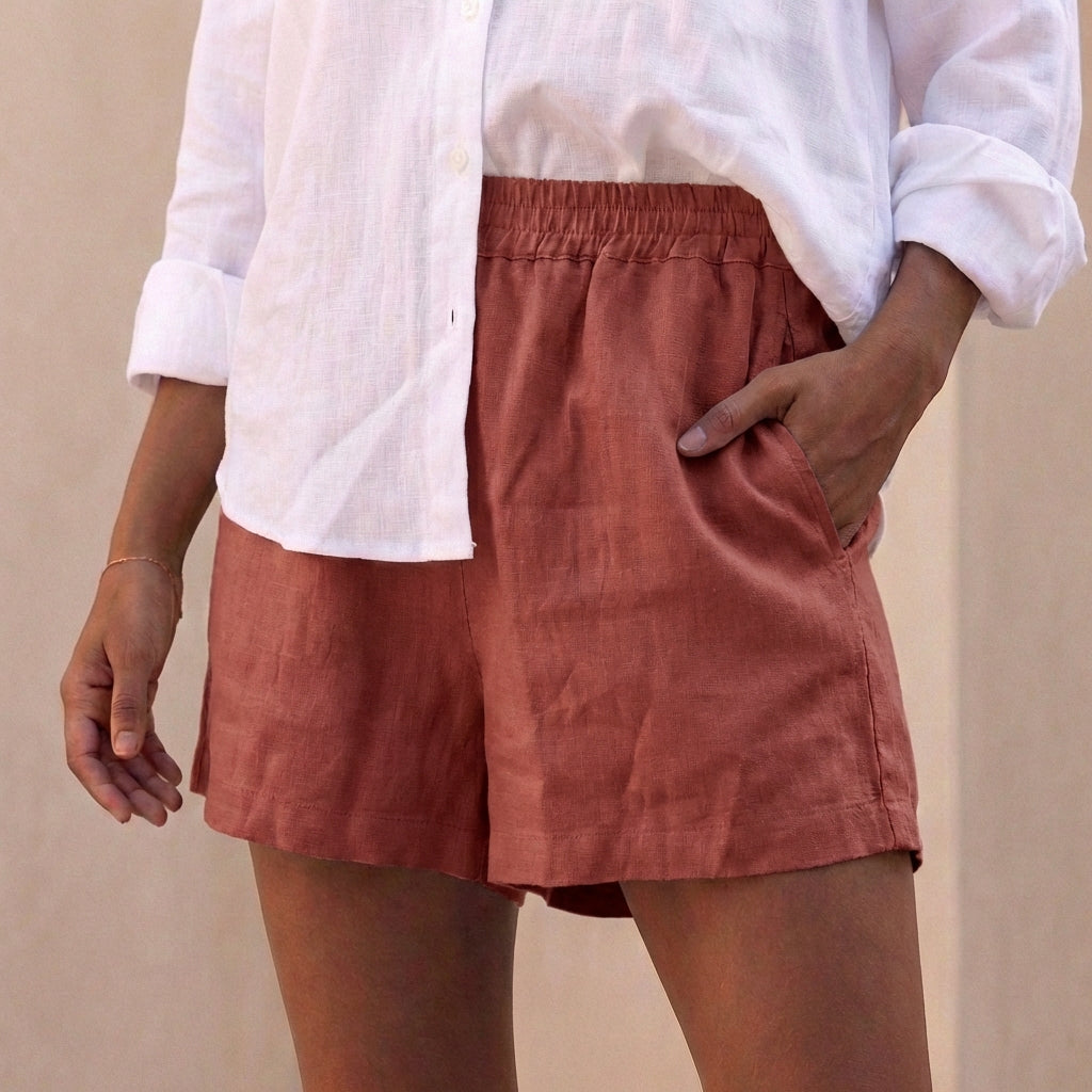 Women's High-Waist Elastic Shorts with Pockets - 
Fashinoza