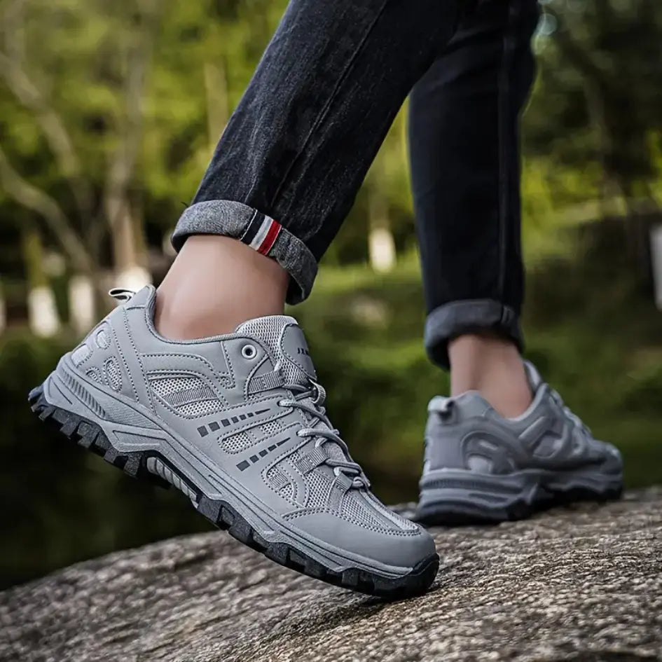 Hiking Shoes Men's Women's Breathable Mesh Anti-Slip Trekking Sneakers