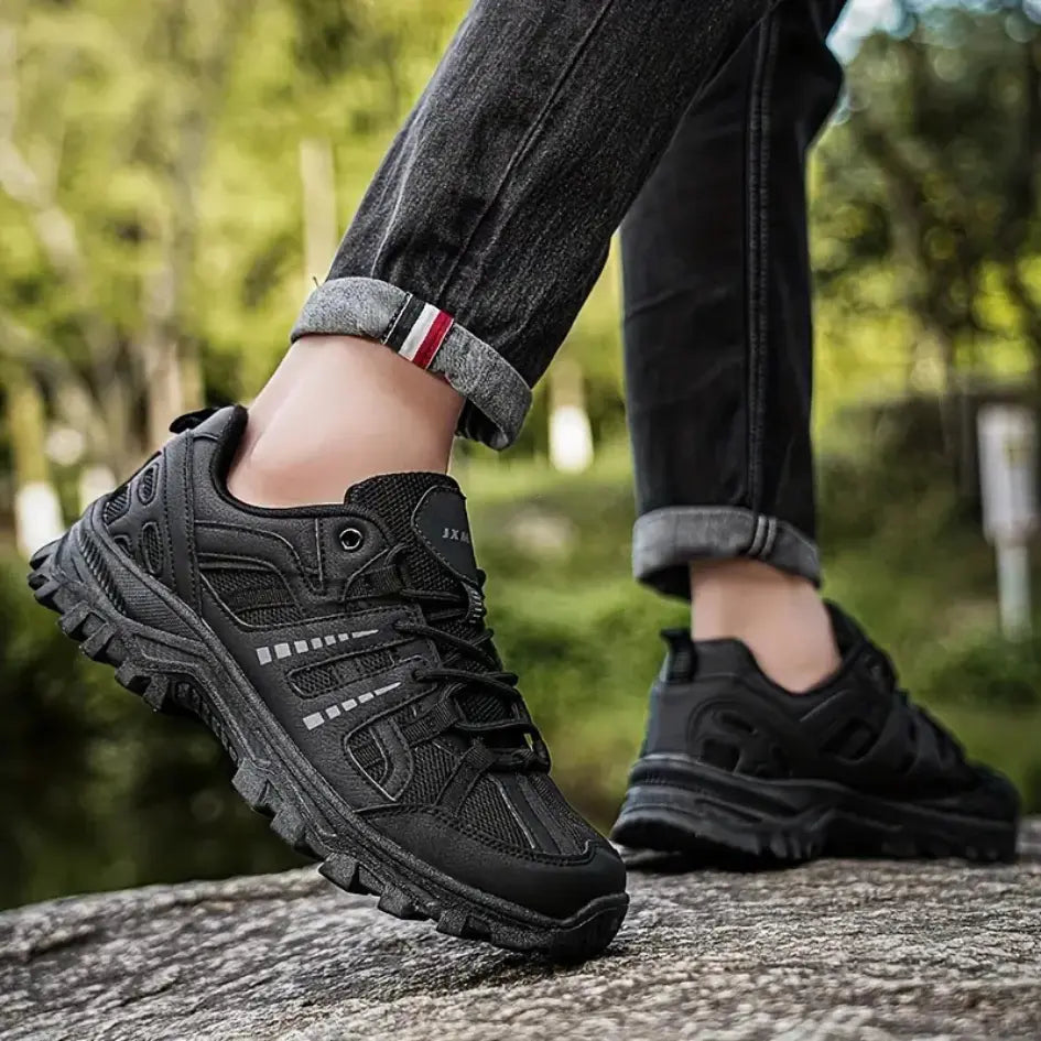 Hiking Shoes Men's Women's Breathable Mesh Anti-Slip Trekking Sneakers