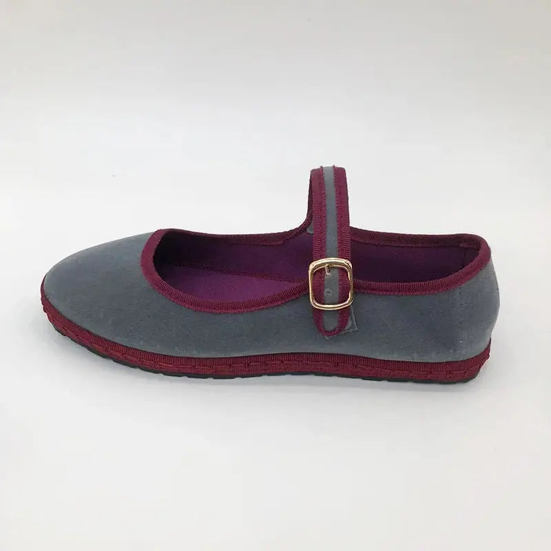 Round Toe Black Ballet Flats for Women – Effortless Style & Comfort