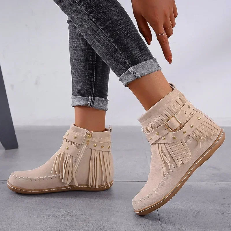 Round Toe Winter Boots for Women – Stylish & Comfortable
