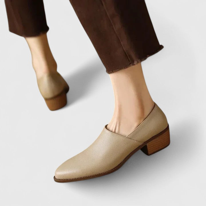 Women’s Orthopedic Pointed Toe Flats