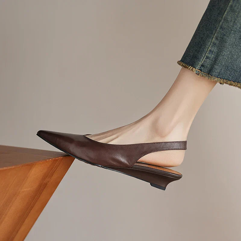 Leslie Women's Genuine Leather Pumps
