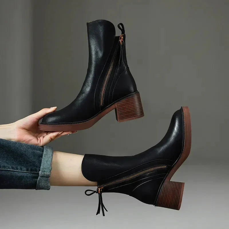 "Gemma" Ankle Boots Caliboot