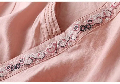 Women's Relaxed Fit Blouse Lightweight