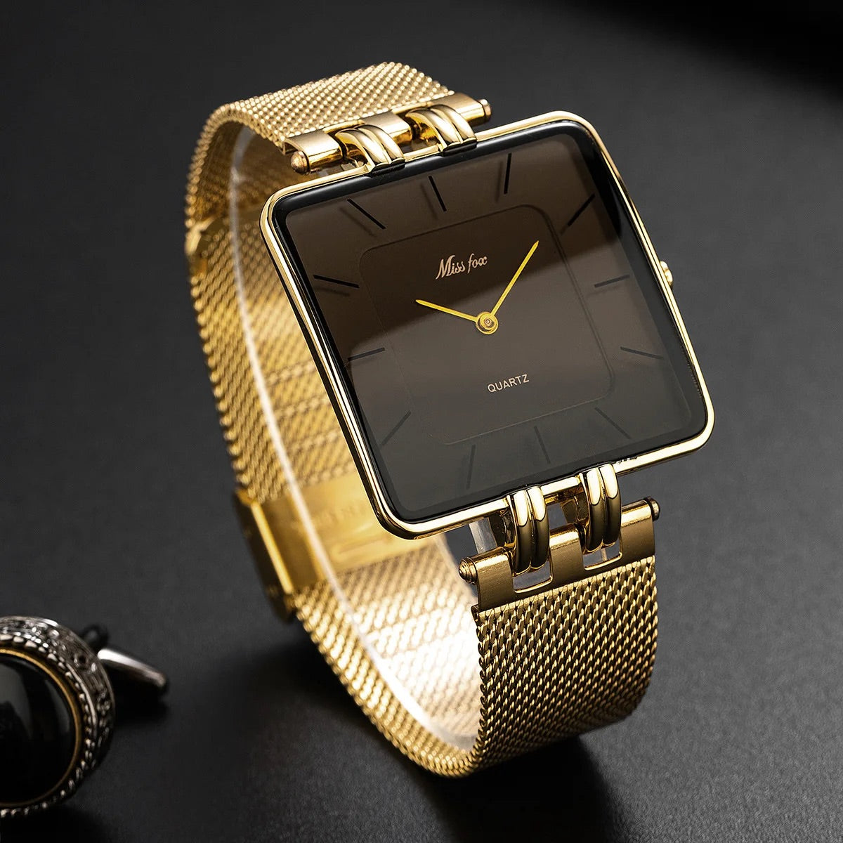 Women's Minimalist Wrist Watch Square Case Mesh Band - 
Fashinoza