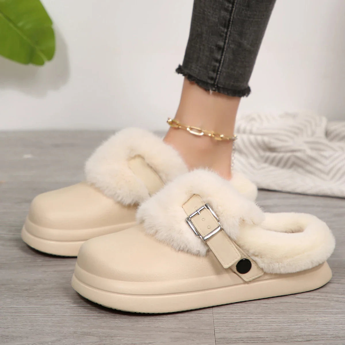 Women's Rebecca Plush Slippers