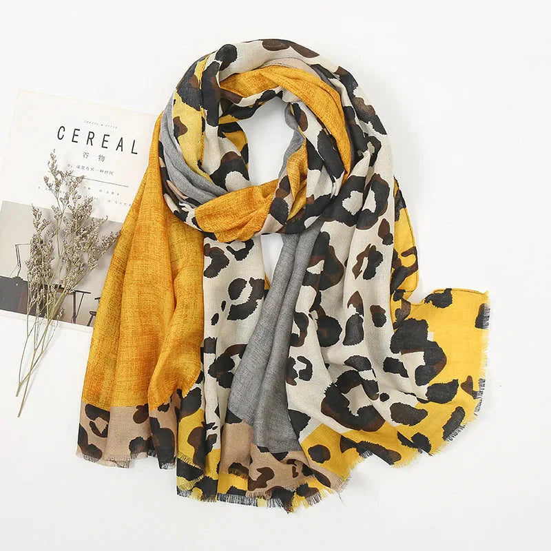 "Queen of the Savannah" Scarf Caliboot
