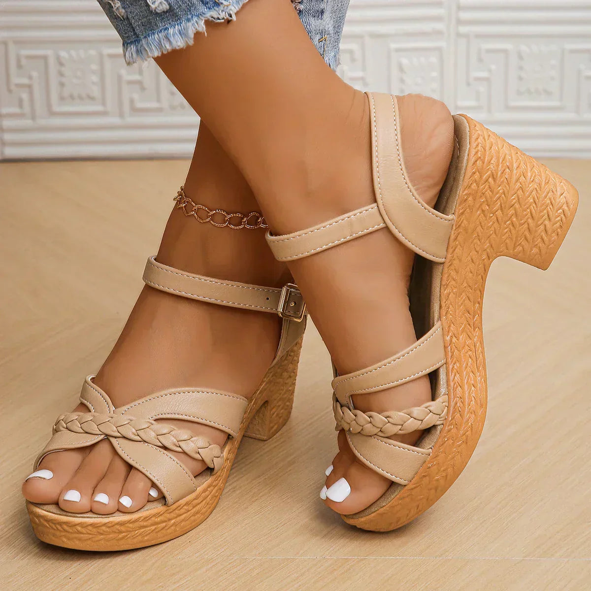 Halle Women's Adjustable Sandals