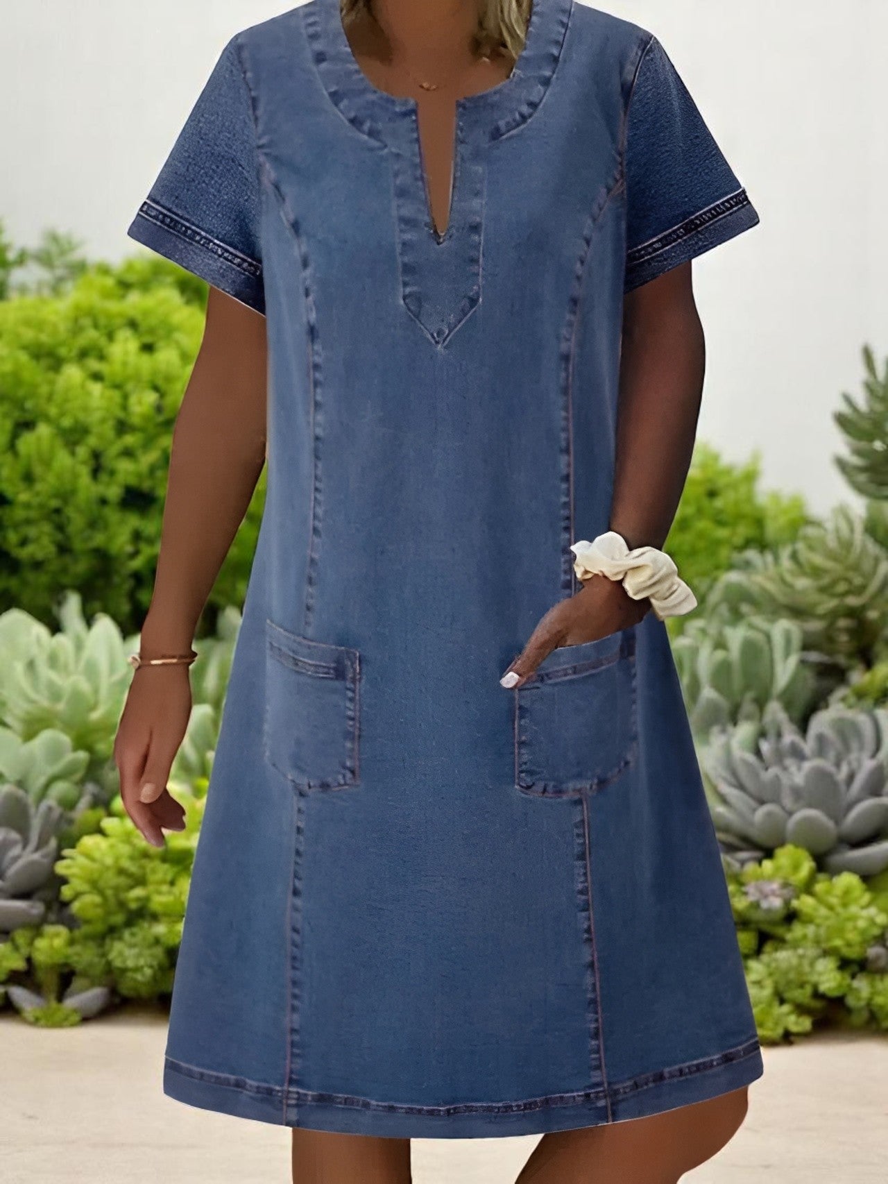 Women's Split Neck Dress Stitched Trim - Fashinoza