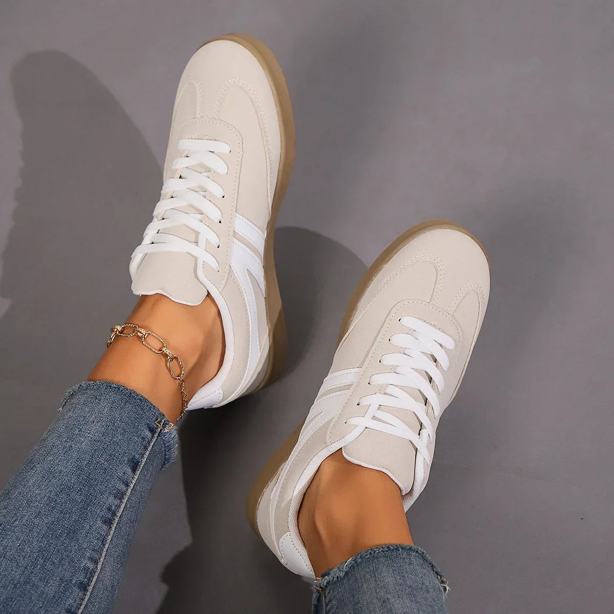 Raima Sneakers