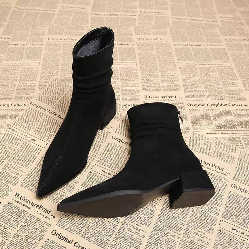 Elia Boots