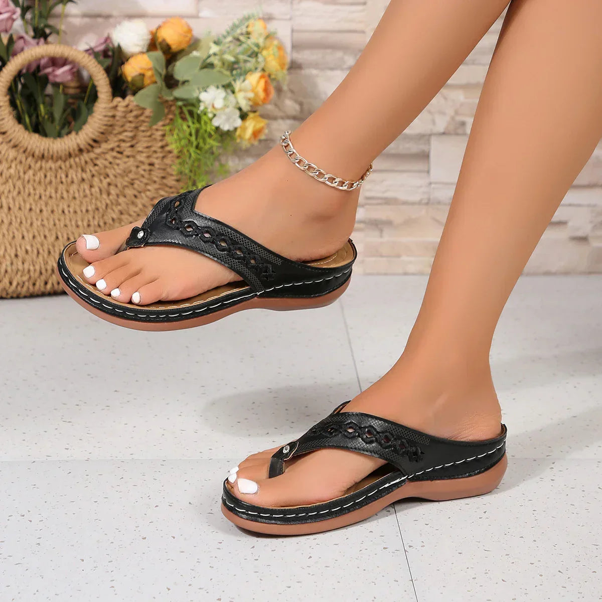 Winslow Women's Leather Sandals