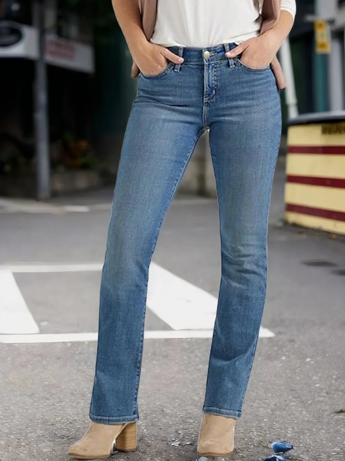 Women's Slim Fit Straight Leg Jeans Elastic Mid Waist Blue