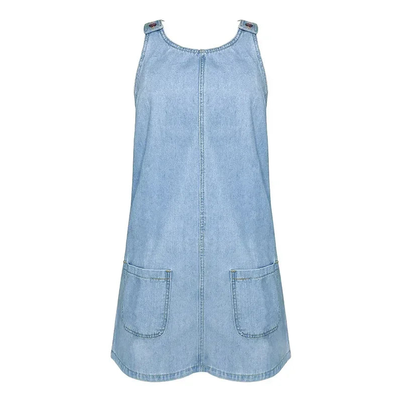 Women's Scoop Neck Dress with Patch Pockets