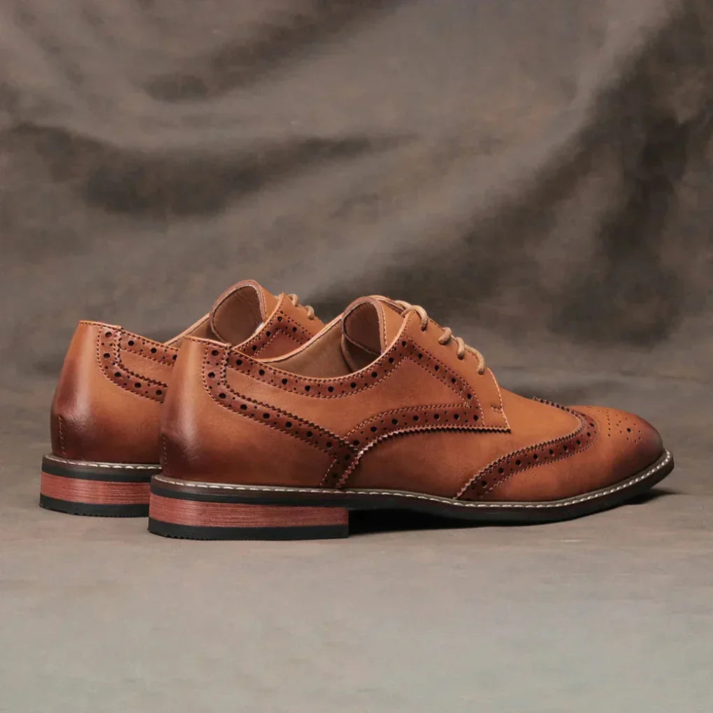 Men's Leather Wingtip Oxford Shoes Brown