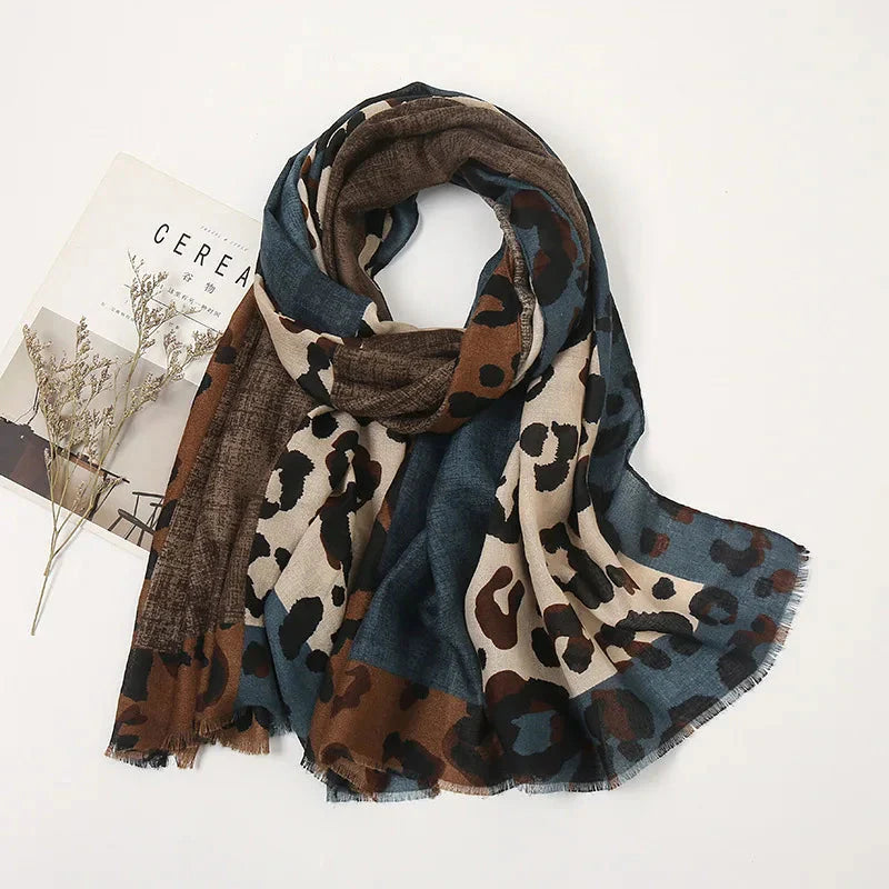 "Queen of the Savannah" Scarf Caliboot