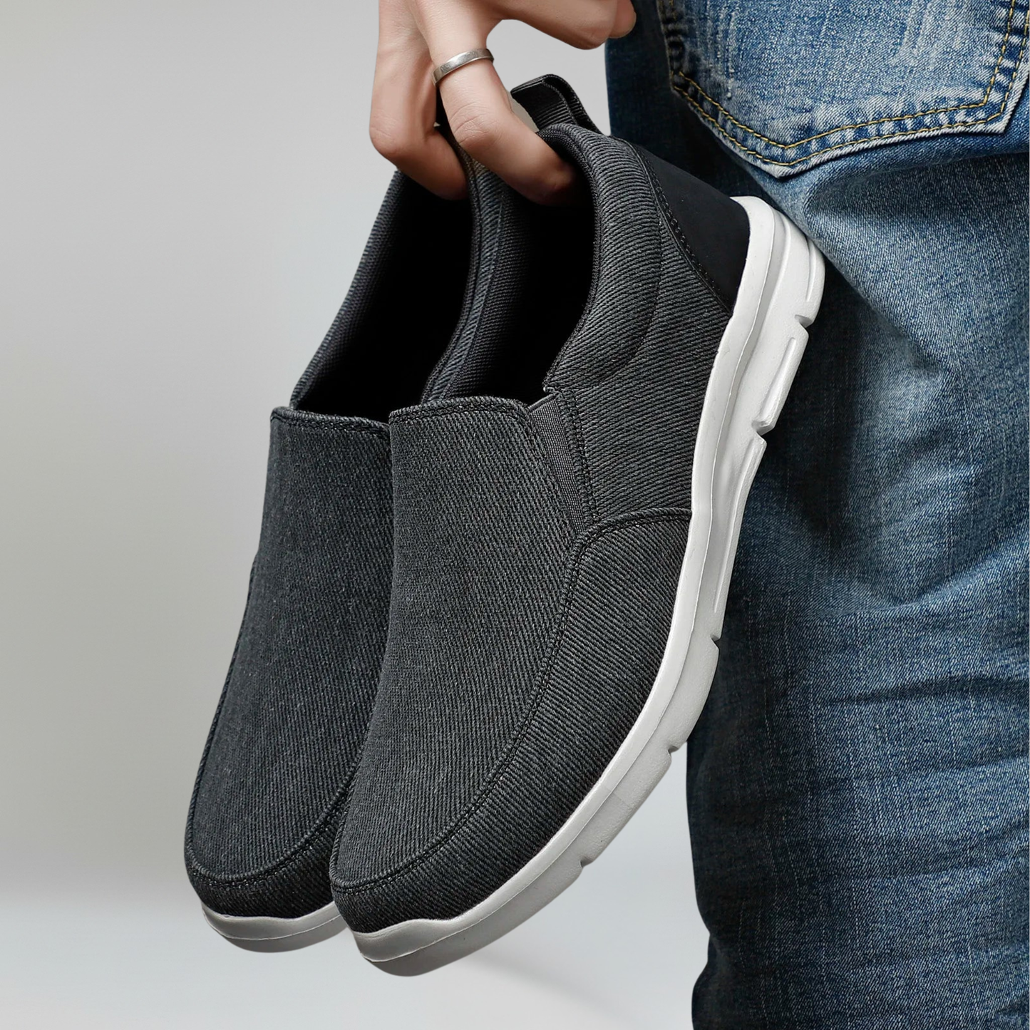Men’s Slip-On Canvas Loafers Breathable Lightweight Outdoor Walking Sneakers
