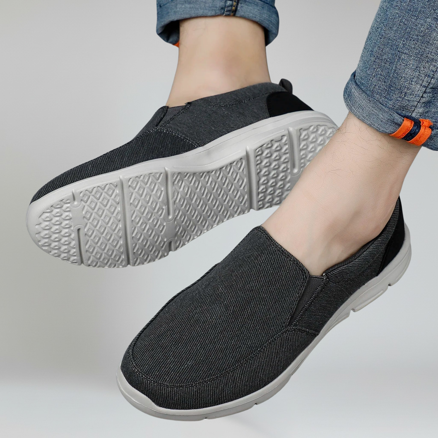 Men’s Slip-On Canvas Loafers Breathable Lightweight Outdoor Walking Sneakers