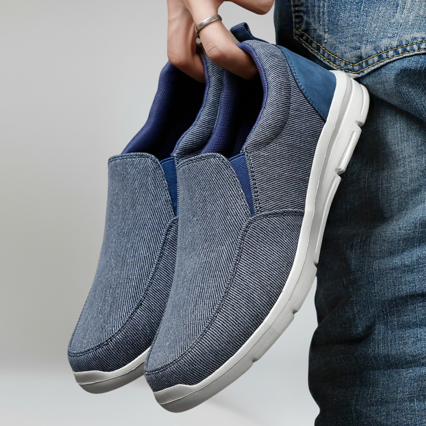 Men’s Slip-On Canvas Loafers Breathable Lightweight Outdoor Walking Sneakers