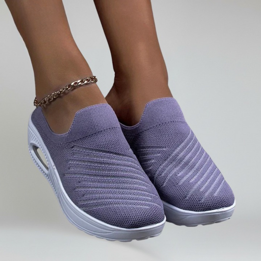 Women’s Slip-On Walking Shoes with Breathable Air Mesh and Air Cushion Platform Sole