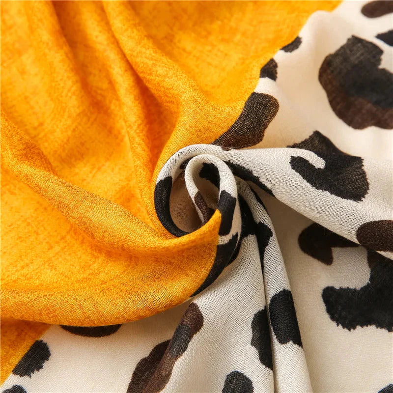 "Queen of the Savannah" Scarf Caliboot