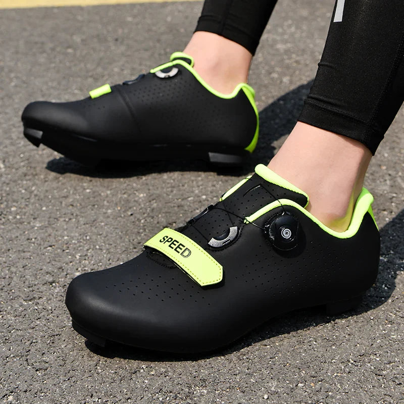 Unisex Mountain Bike Cycling Shoes Self-Locking Breathable Road Bicycle Flat Sneakers