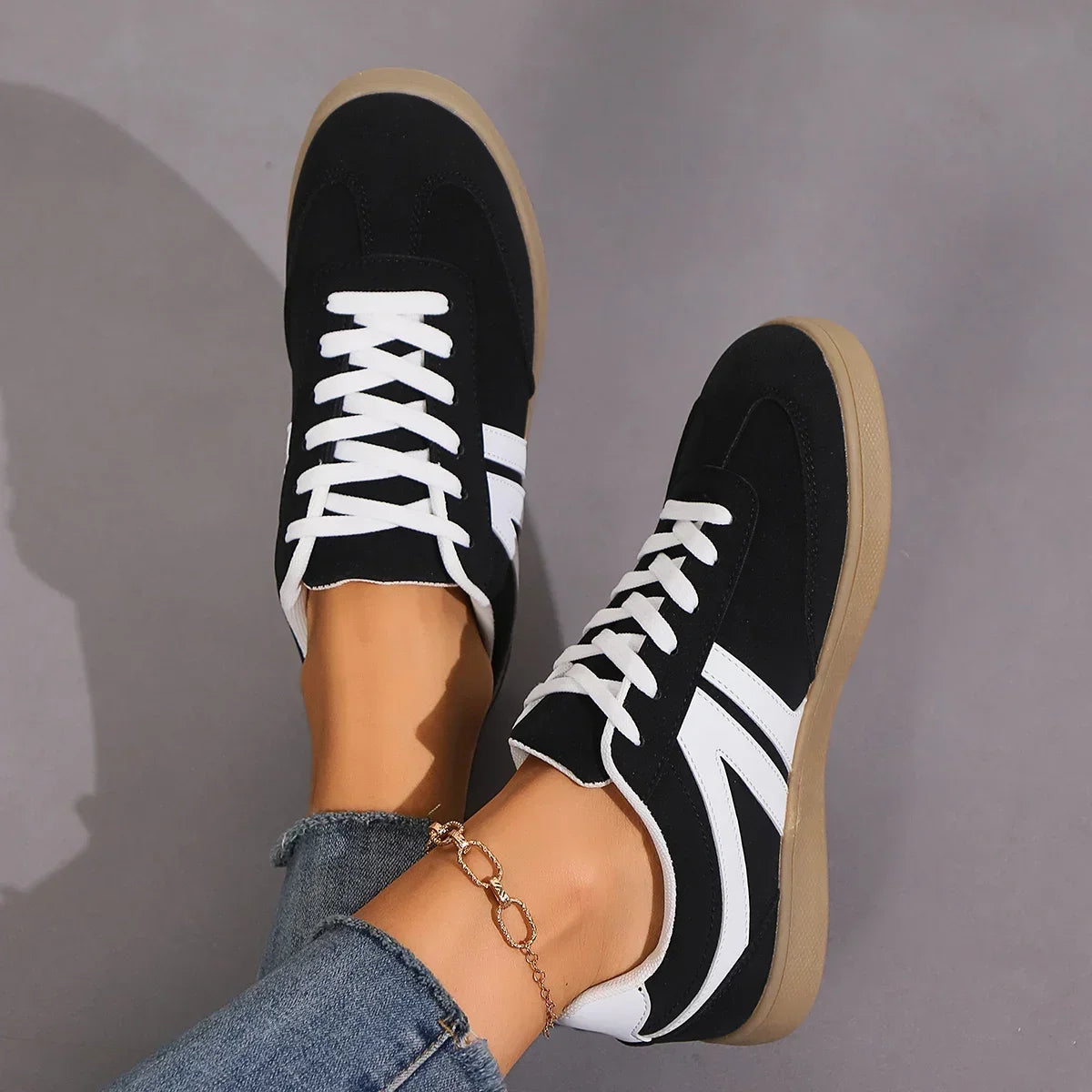 Raima Sneakers